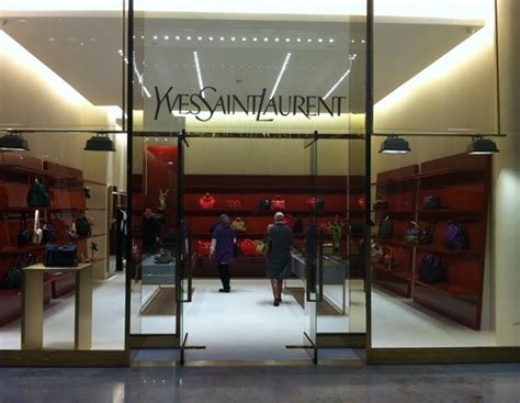 yves Saint Laurent outlet locations